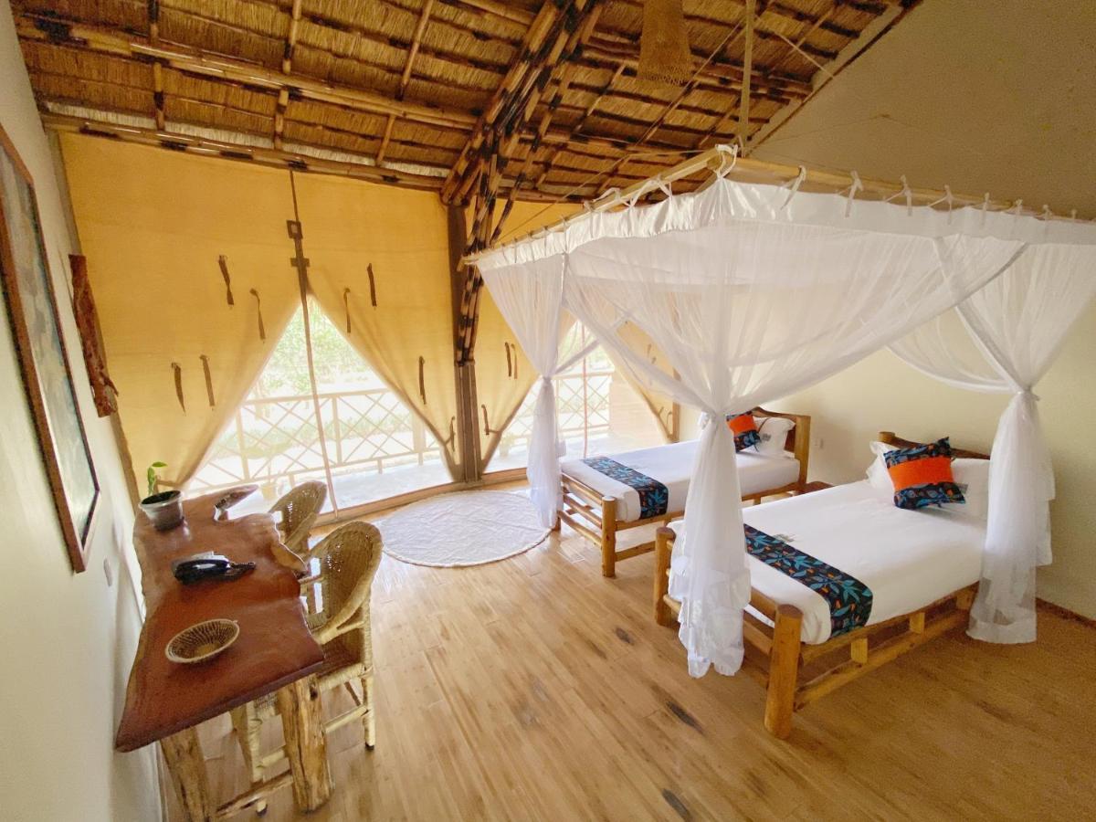 Murchison Falls Bamboo Village Paraa Luaran gambar