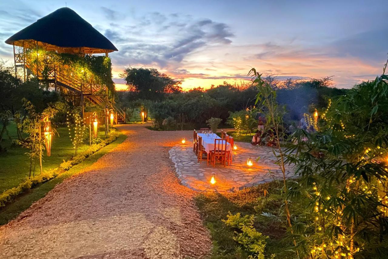 Murchison Falls Bamboo Village Paraa Luaran gambar