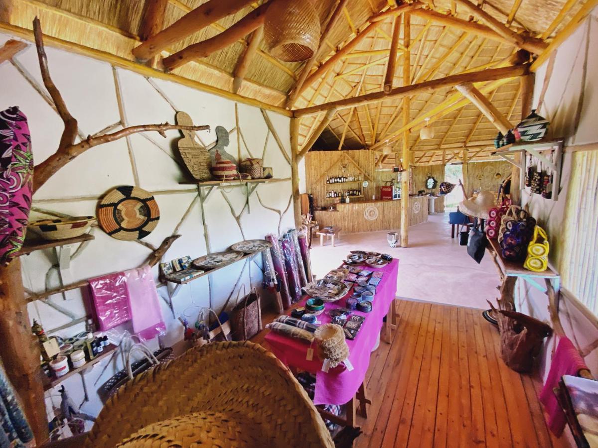 Murchison Falls Bamboo Village Paraa Luaran gambar